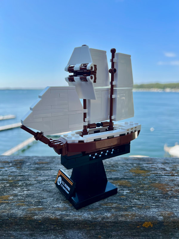Fan-built MiniTrekMOCs model 5
